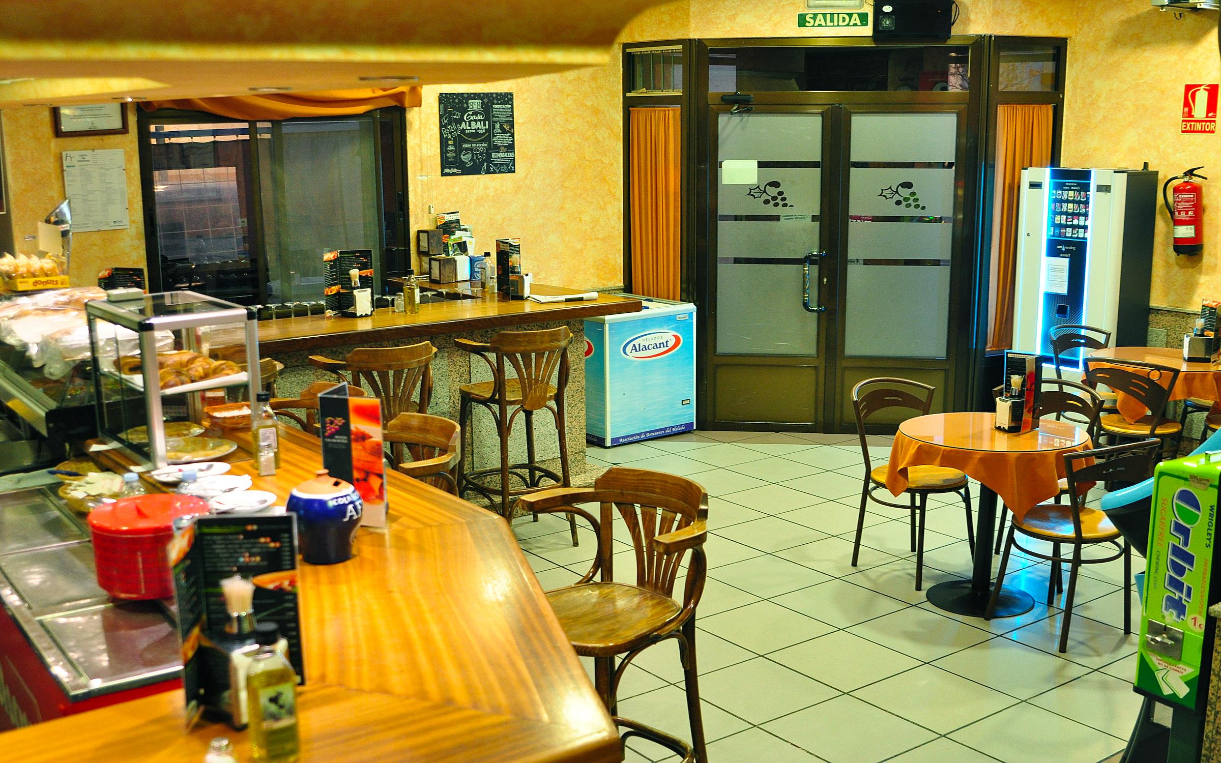 Hostal Valdepenas By Bossh Hotels Buitenkant foto